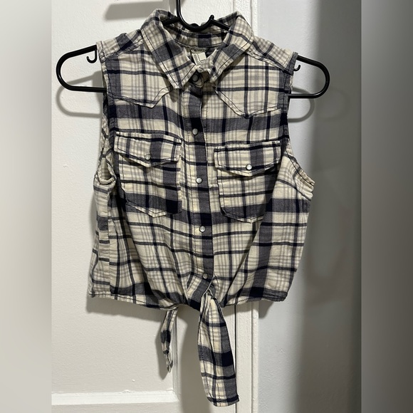 Tie front tank - Picture 5 of 7